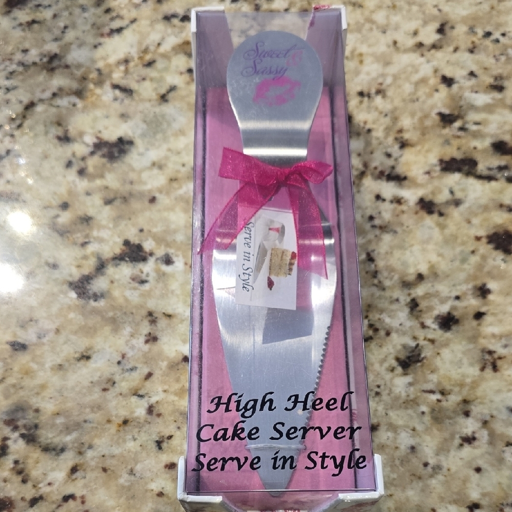 Silver High Heel Party Favor Cake Server